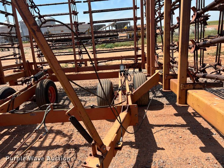 image for item DR5685 McFarlane 46-16  spike tooth harrow