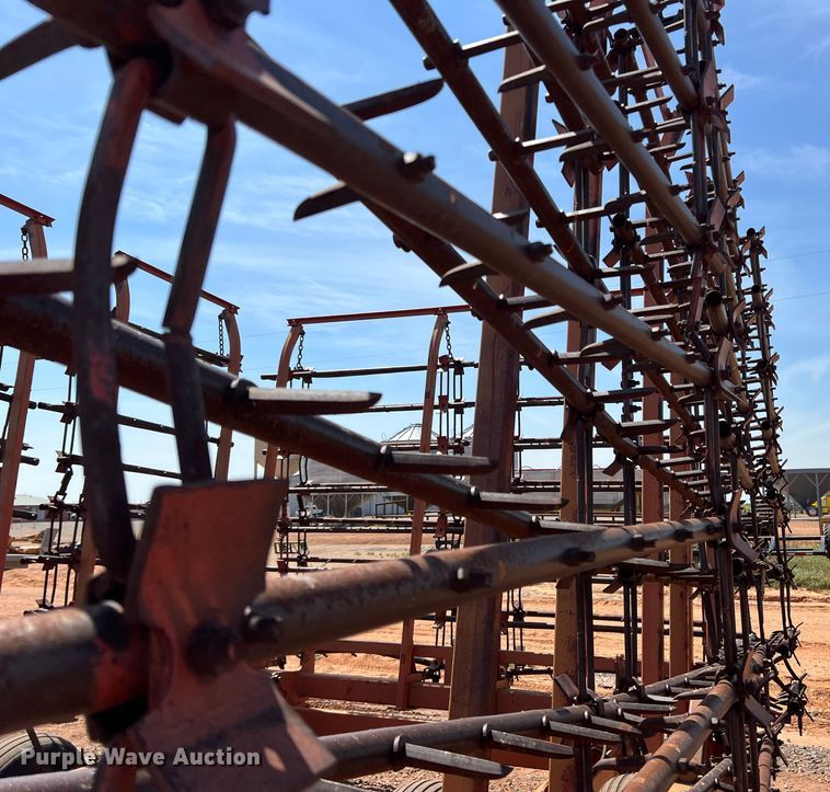 image for item DR5685 McFarlane 46-16  spike tooth harrow