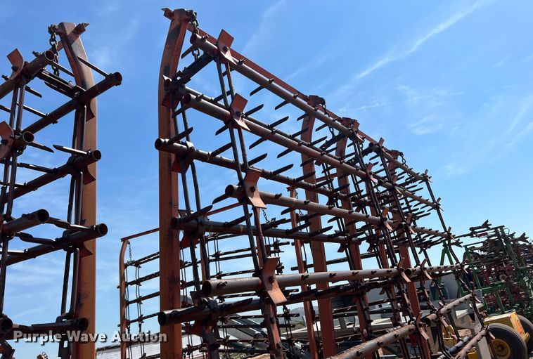 image for item DR5685 McFarlane 46-16  spike tooth harrow