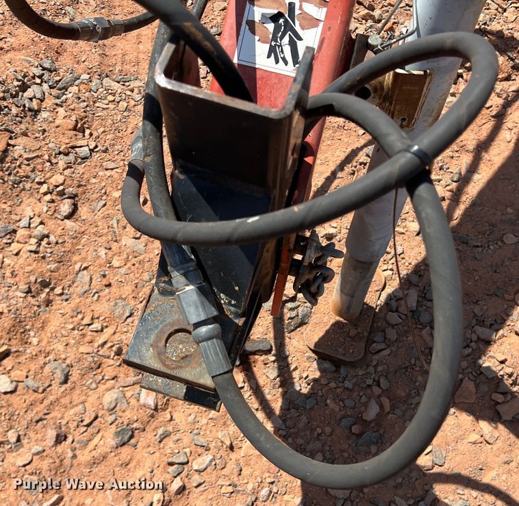 image for item DR5686 H&S BF1660  hay rake