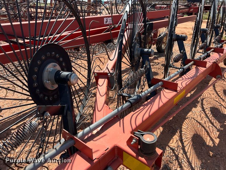 image for item DR5686 H&S BF1660  hay rake