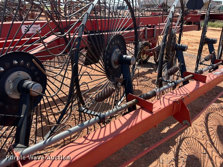 image for item DR5686 H&S BF1660  hay rake