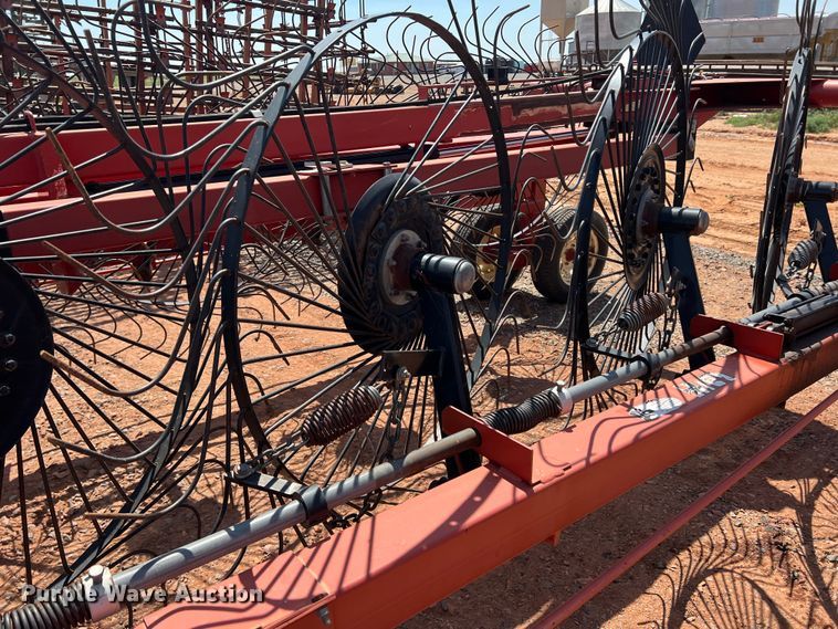 image for item DR5686 H&S BF1660  hay rake