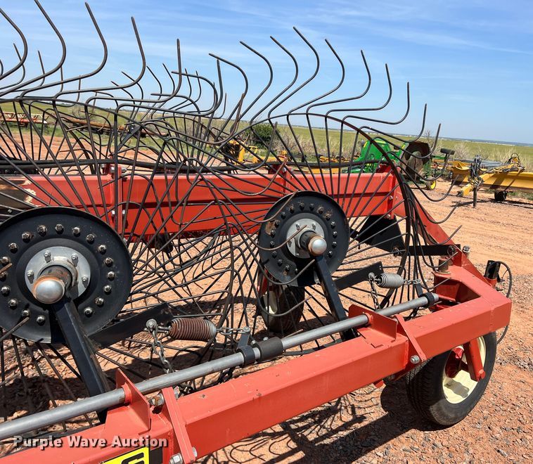 image for item DR5686 H&S BF1660  hay rake