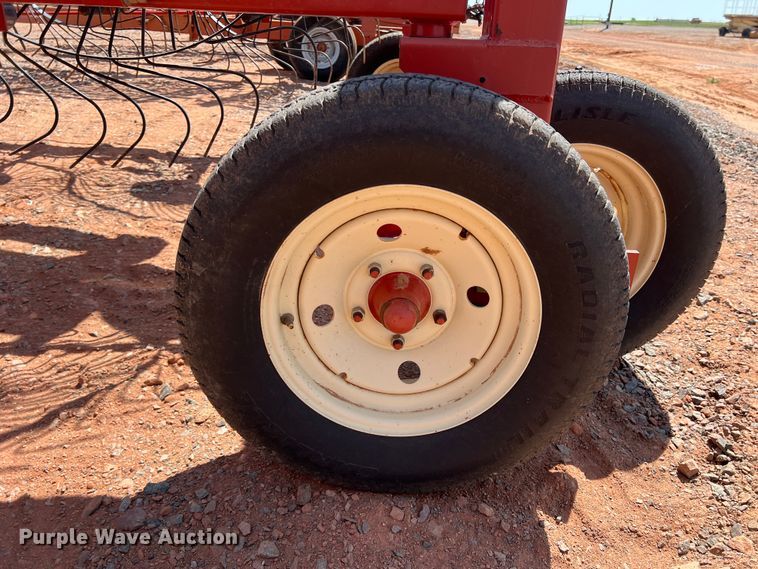 image for item DR5686 H&S BF1660  hay rake