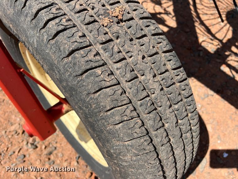 image for item DR5686 H&S BF1660  hay rake