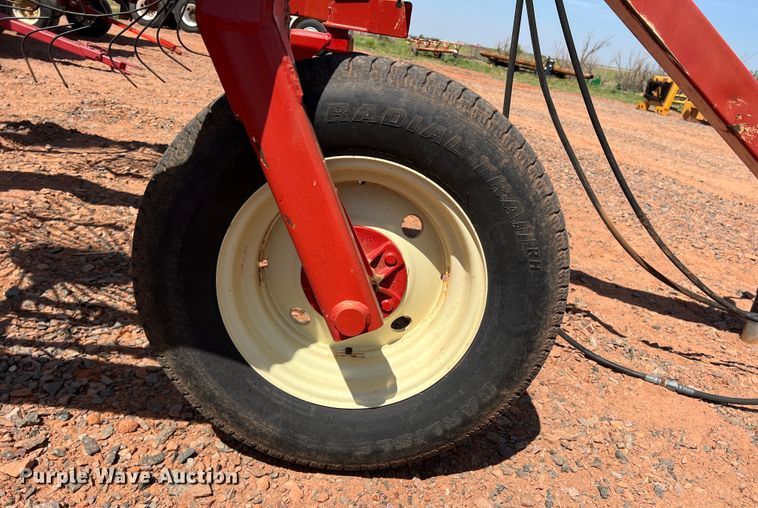 image for item DR5686 H&S BF1660  hay rake