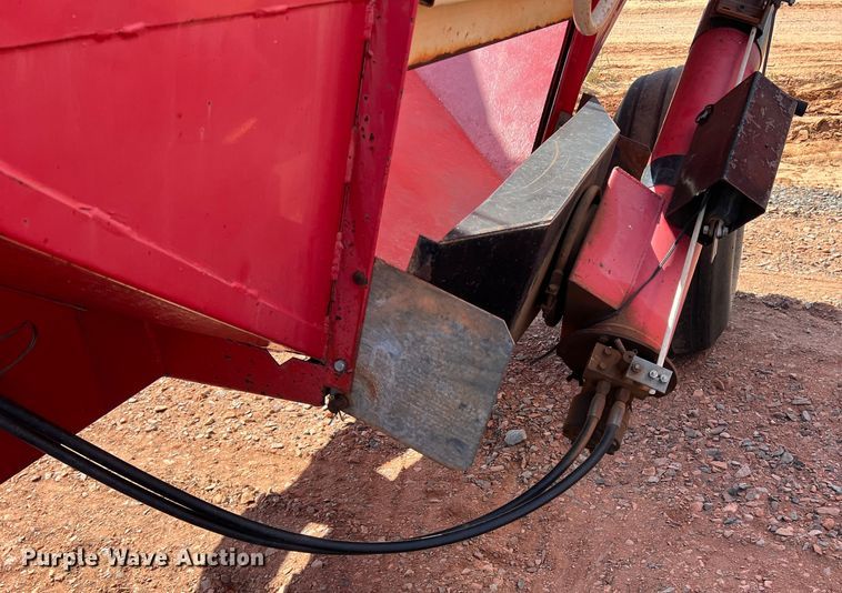 image for item DR5687 E-Z Trail 1585  gravity wagon