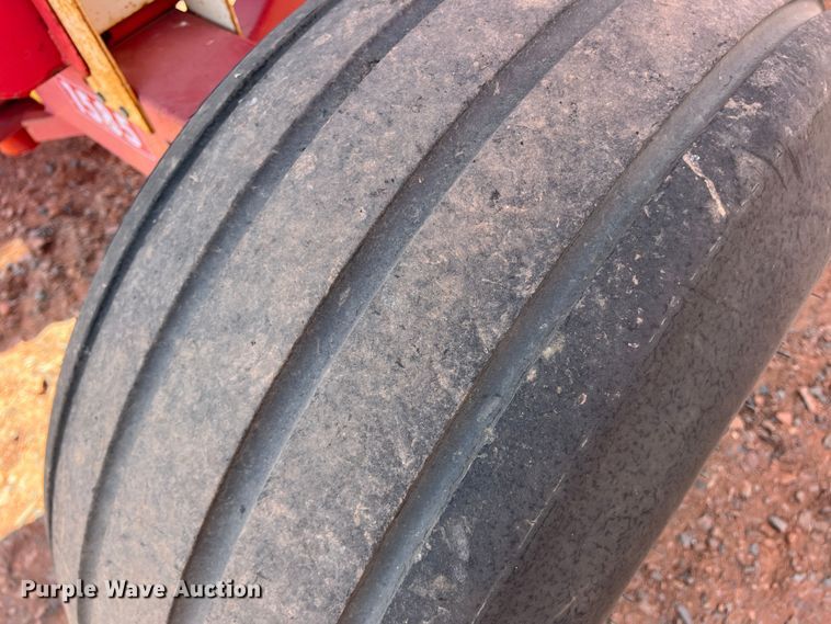 image for item DR5687 E-Z Trail 1585  gravity wagon