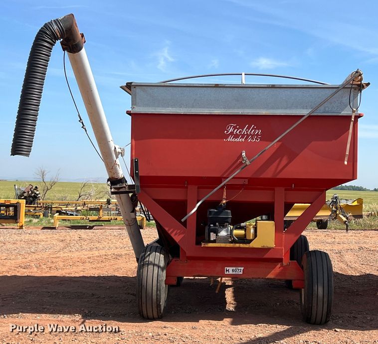 image for item DR5688 Ficklin 435  gravity wagon