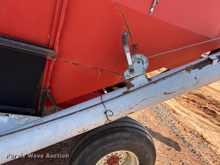 image for item DR5688 Ficklin 435  gravity wagon