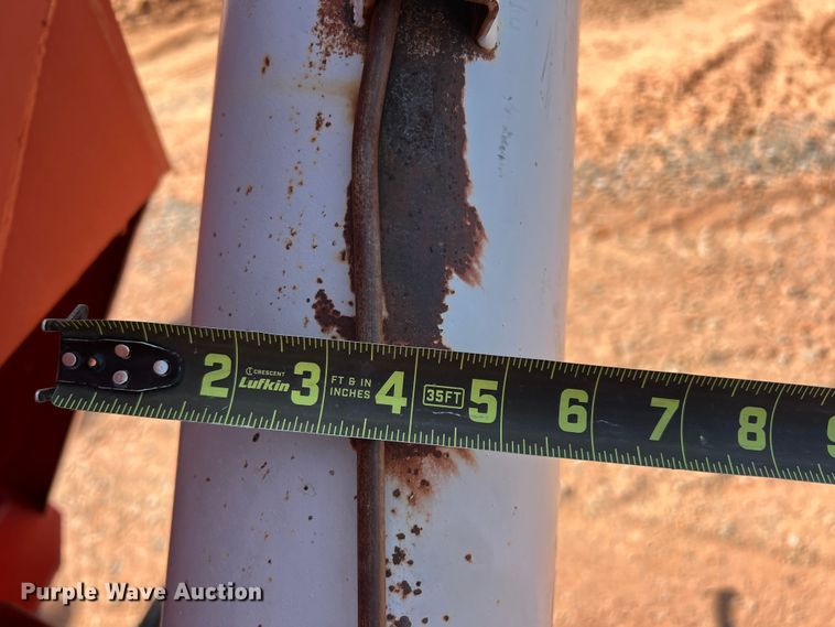 image for item DR5688 Ficklin 435  gravity wagon