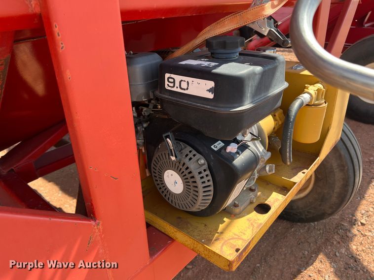 image for item DR5688 Ficklin 435  gravity wagon