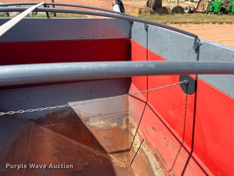 image for item DR5688 Ficklin 435  gravity wagon