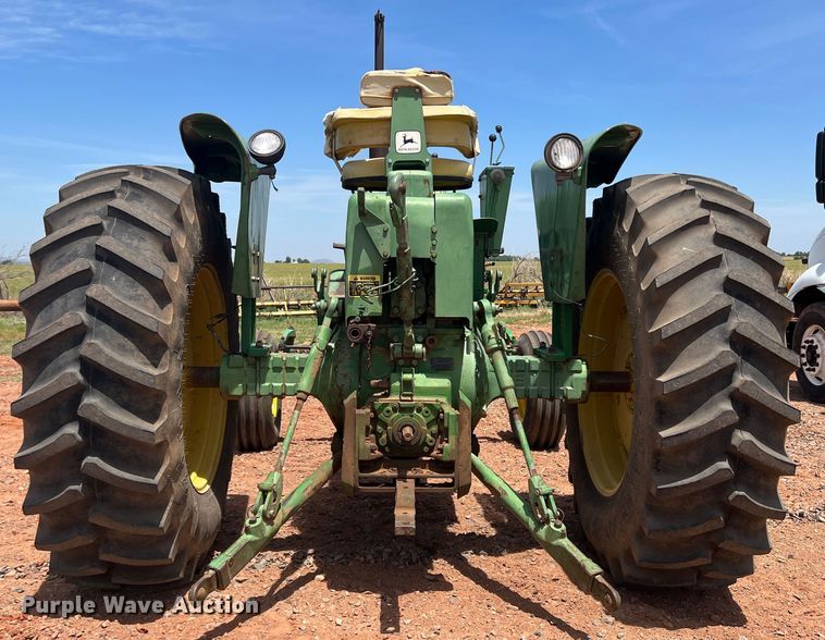 image for item DR5690 1969 John Deere 4020  tractor