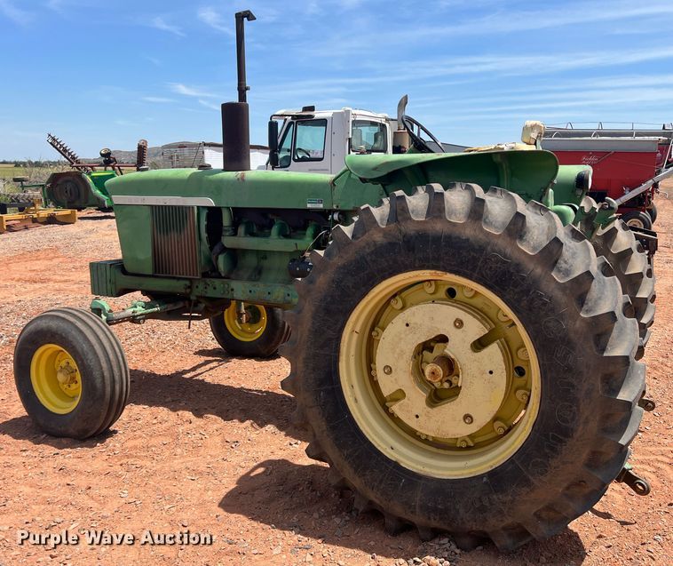 image for item DR5690 1969 John Deere 4020  tractor