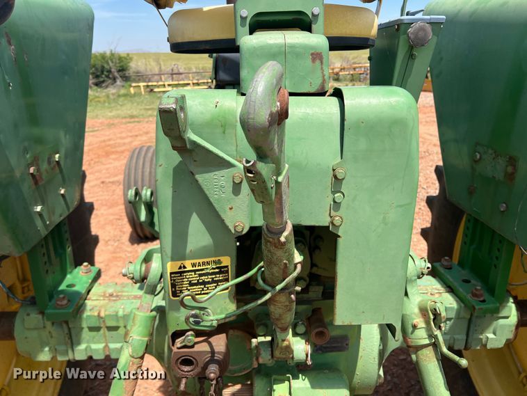 image for item DR5690 1969 John Deere 4020  tractor