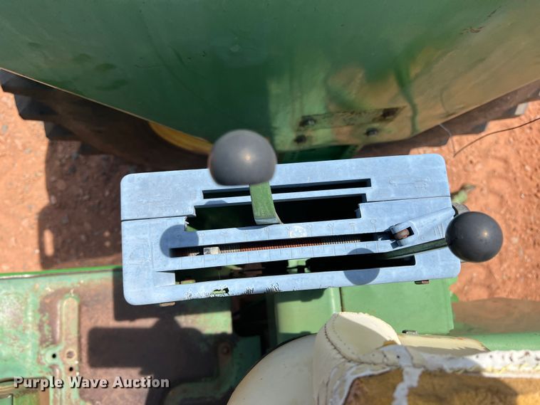 image for item DR5690 1969 John Deere 4020  tractor