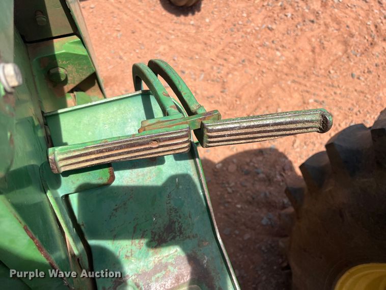 image for item DR5690 1969 John Deere 4020  tractor