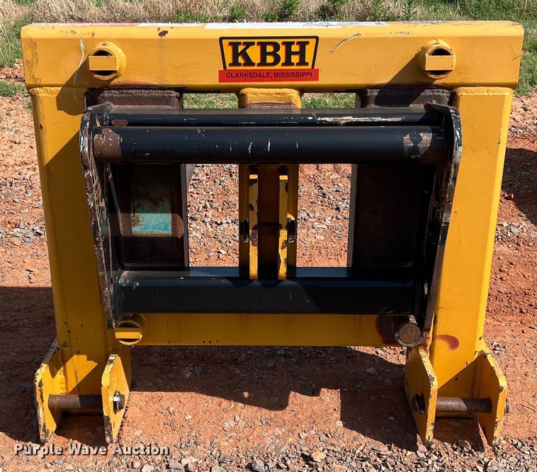 image for item DR5691 KBH  bale spear