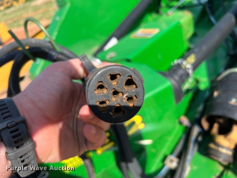 image for item DR5693 2020 John Deere E12  batwing rotary mower