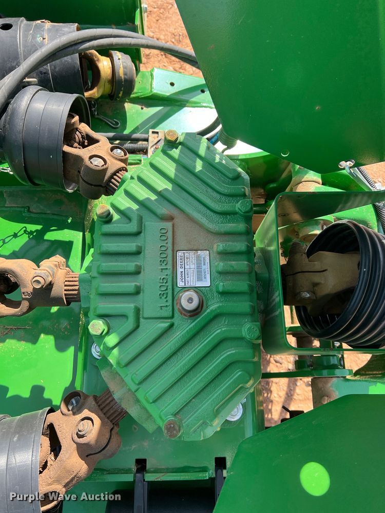 image for item DR5693 2020 John Deere E12  batwing rotary mower