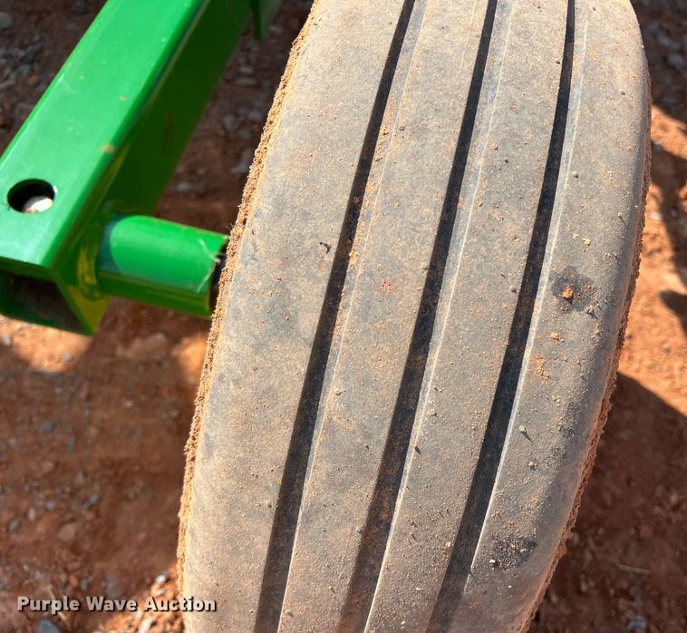 image for item DR5693 2020 John Deere E12  batwing rotary mower