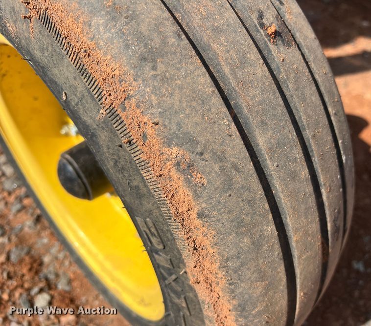 image for item DR5693 2020 John Deere E12  batwing rotary mower