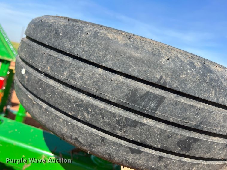 image for item DR5693 2020 John Deere E12  batwing rotary mower