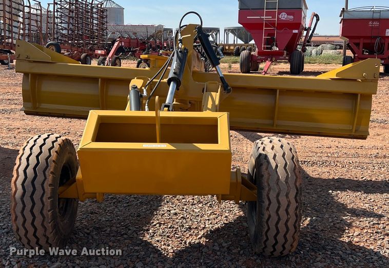 image for item DR5694 Garfield GGB1200RS  grader