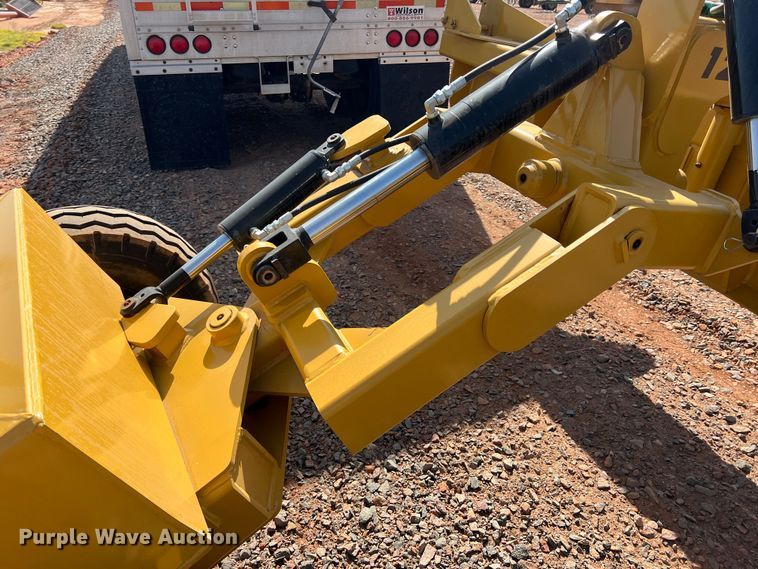 image for item DR5694 Garfield GGB1200RS  grader