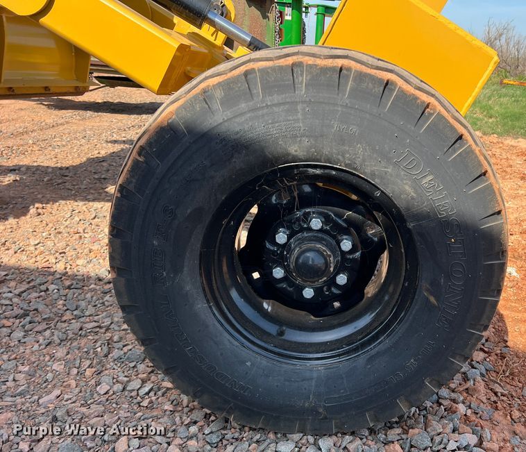 image for item DR5694 Garfield GGB1200RS  grader