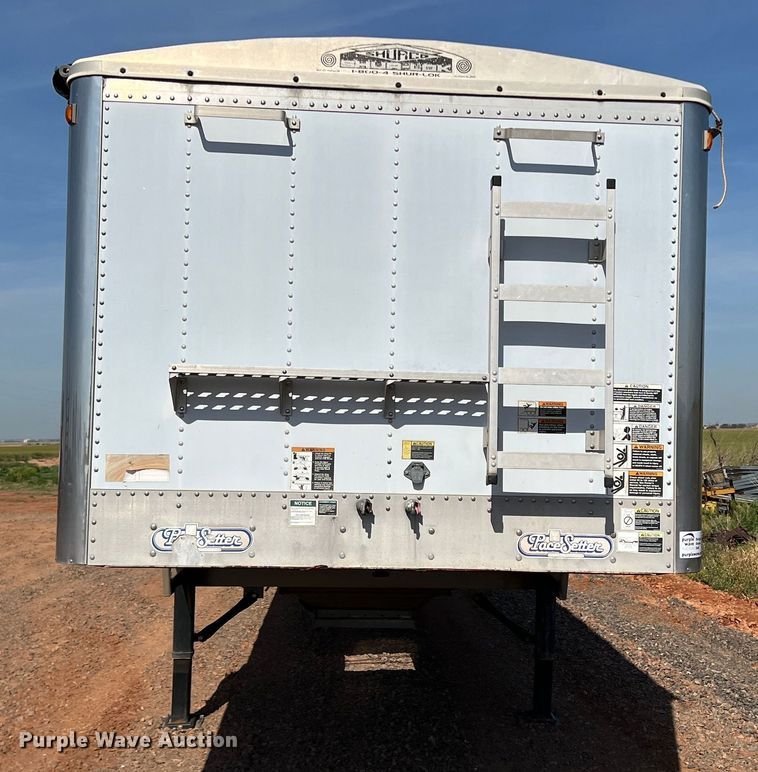 image for item DR5695 2000 Wilson DWH-400  grain trailer