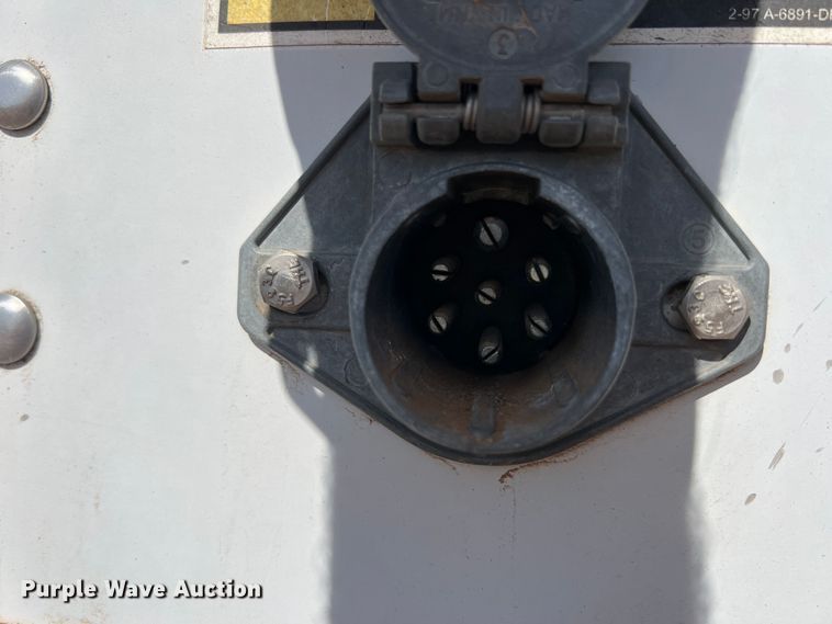 image for item DR5695 2000 Wilson DWH-400  grain trailer