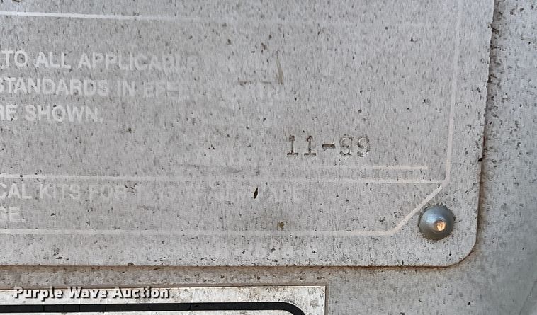 image for item DR5695 2000 Wilson DWH-400  grain trailer