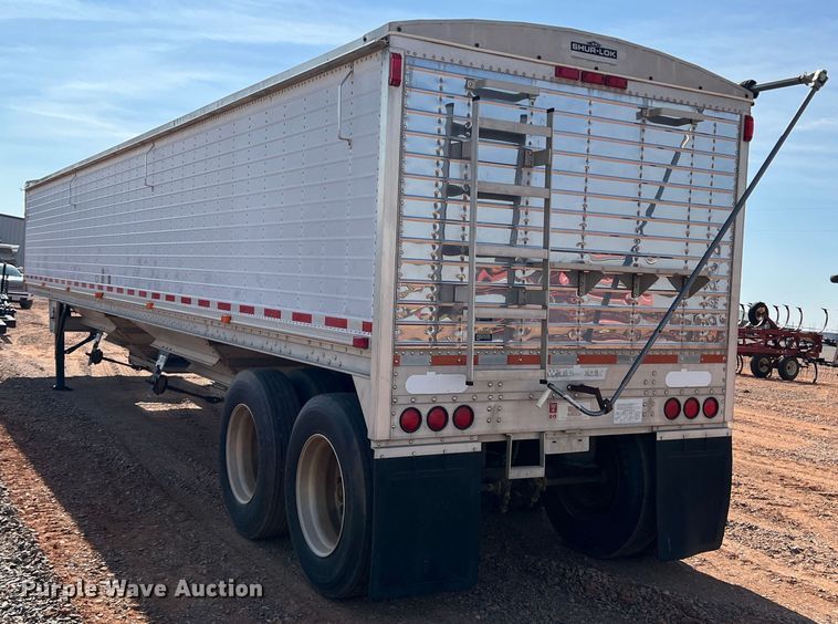 image for item DR5696 1997 Wilson DWH-400B  grain trailer