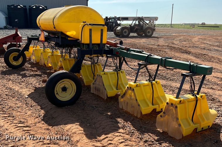 image for item DR5698 Redball 420  hooded sprayer