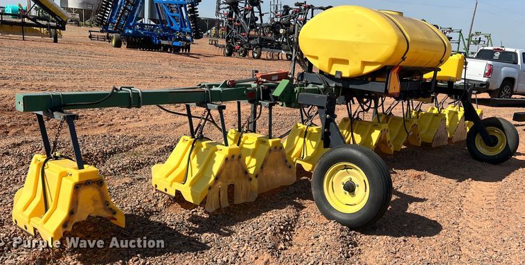 image for item DR5698 Redball 420  hooded sprayer