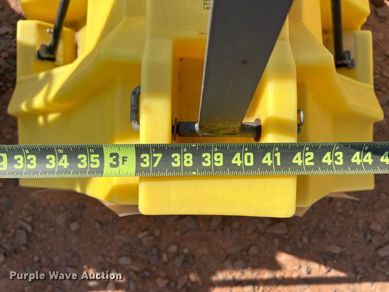 image for item DR5698 Redball 420  hooded sprayer