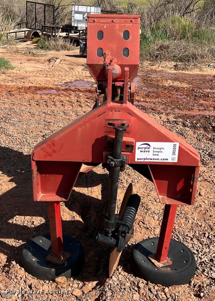 image for item DR5699 Elston Gopher Getter  applicator