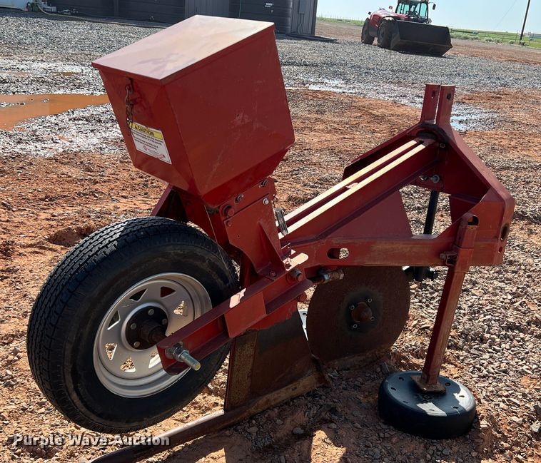 image for item DR5699 Elston Gopher Getter  applicator