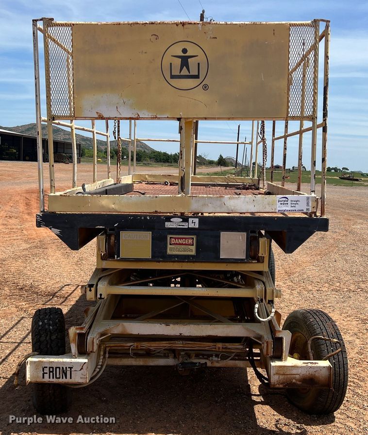 image for item DR5702 Scissor lift