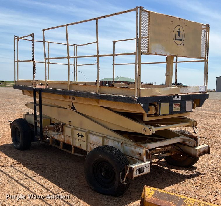 image for item DR5702 Scissor lift