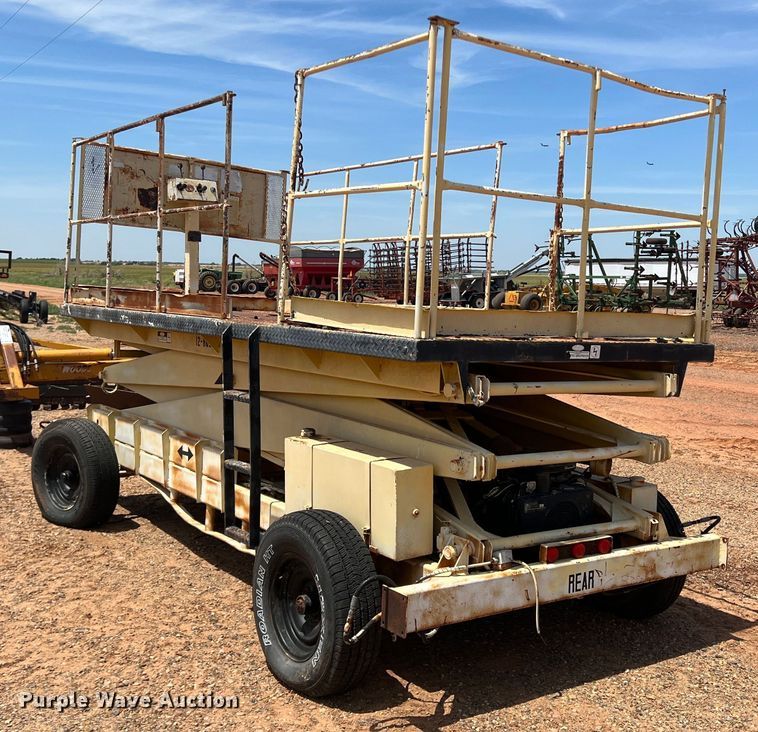 image for item DR5702 Scissor lift