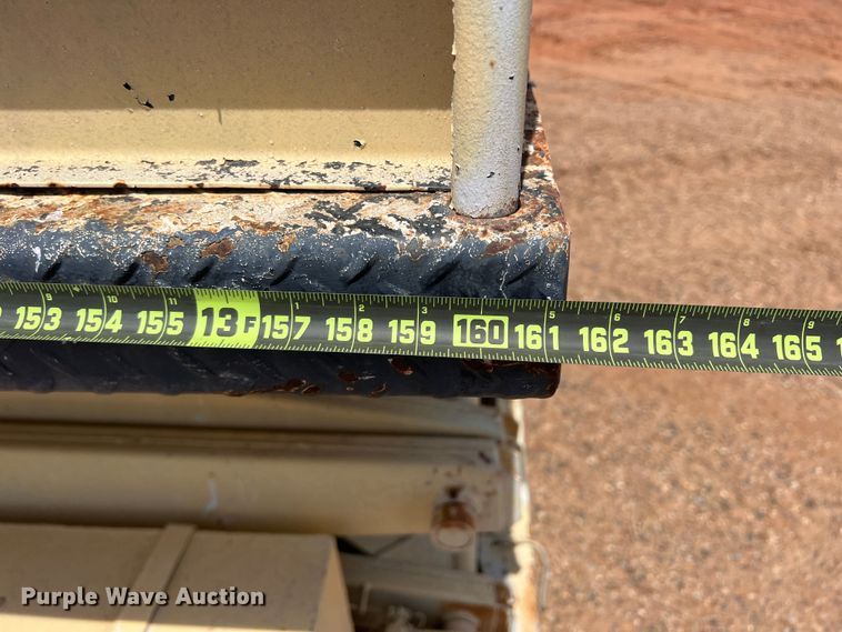 image for item DR5702 Scissor lift