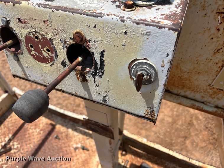 image for item DR5702 Scissor lift