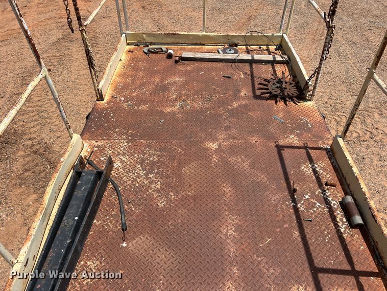 image for item DR5702 Scissor lift