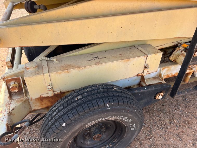 image for item DR5702 Scissor lift