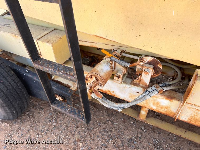 image for item DR5702 Scissor lift