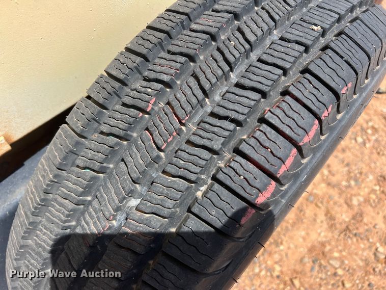 image for item DR5702 Scissor lift